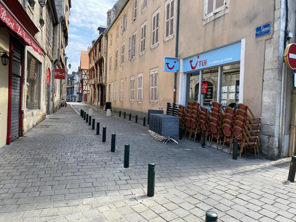 Beau Studio Centre Ville Et Proche Gare Bourges Exterior foto